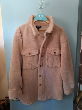 Papillon Blanc Cozy Plush Shacket in Light Blush